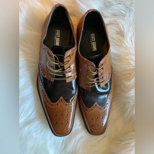 Stacy Adams Ivingale wing tip lace up Oxford’s with two tone brown size 11.5